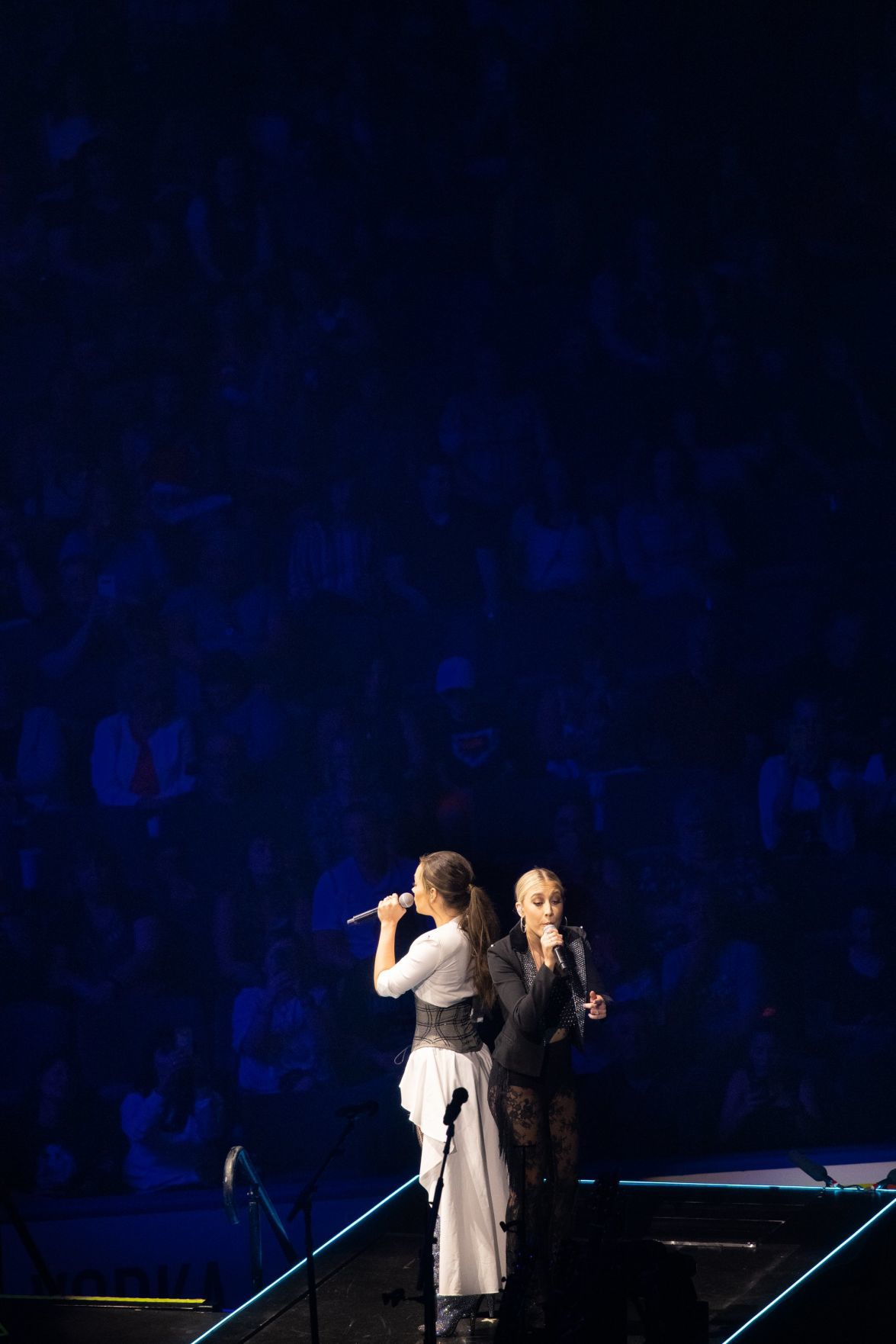 Carrie Underwood at Enterprise Center
